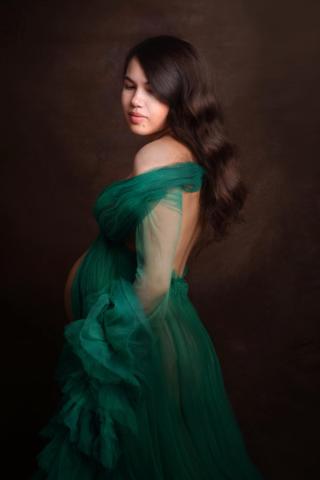 Baby bump photo shoot in London